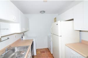 9715 Hammocks Blvd, Miami, FL 33196, Sold 03/22/18