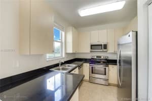 3172 NE 11th St, Homestead, FL 33033, Sold 12/07/17
