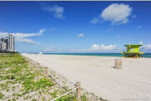 5757 Collins Ave # 305, Miami Beach, FL 33140, Sold 01/25/18