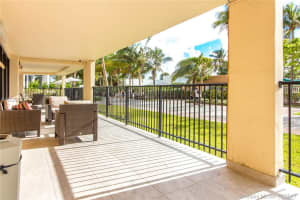 2401 Collins Ave, Miami Beach, FL 33140, Sold 01/16/18