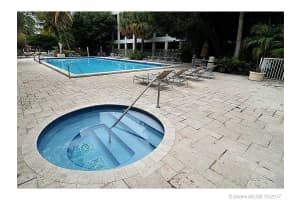 7090 SW 48th Ln, Miami, FL 33155, Sold 11/28/17