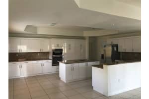 8010 NW 156th Terrace, Miami Lakes, FL 33016, Sold 03/16/18