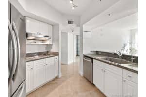 125 Jefferson Ave, Miami Beach, FL 33139, Sold 02/27/18
