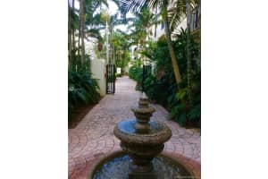 650 Valencia Ave, Coral Gables, FL 33134, Sold 07/16/18