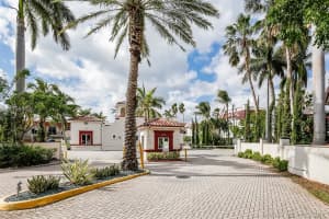 8650 SW 67th Ave, Miami, FL 33143, Sold 12/21/17