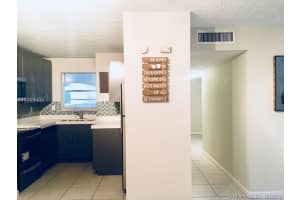 8810 Fontainebleau Blvd, Miami, FL 33172, Sold 12/14/17