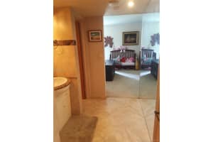 20100 W Country Club Dr, Aventura, FL 33180, Sold 12/27/17
