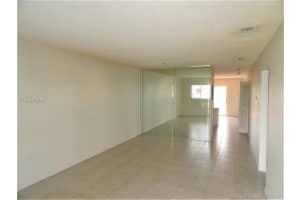 8851 NW 119th St, Hialeah, FL 33018, Sold 11/16/17