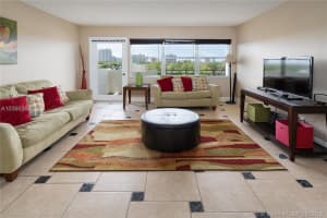 401 Golden Isles Dr, Hallandale Beach, FL 33009, Sold 06/29/18