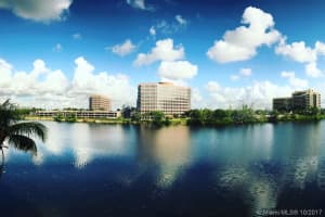 5201 NW 7th St, Miami, FL 33126, Sold 12/26/17