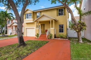 10151 NW 5th St, Pembroke Pines, FL 33026, Sold 11/28/17