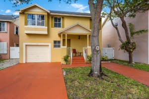 10151 NW 5th St, Pembroke Pines, FL 33026, Sold 11/28/17