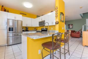 10151 NW 5th St, Pembroke Pines, FL 33026, Sold 11/28/17