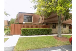 1440 N Lawnwood Cir, Fort Pierce, FL 34950, Sold 12/05/17