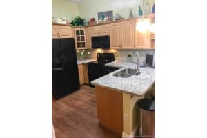 6810 NW 166th Terrace, Hialeah, FL 33014, Sold 11/30/17