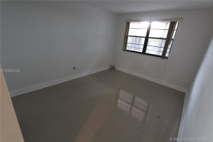 20850 San Simeon Way, Miami, FL 33179, Sold 01/12/18