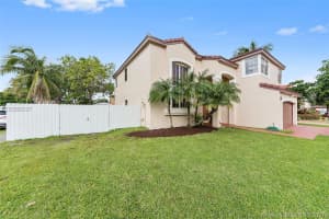 15631 SW 98th St, Miami, FL 33196, Sold 01/09/18