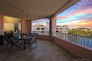 733 Crandon Blvd PH 6, Key Biscayne, FL 33149, Sold 12/29/17