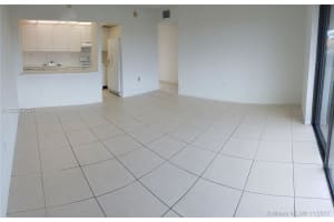 17600 NW 68th Ave APT B4002, Hialeah, FL 33015, Sold 01/31/18