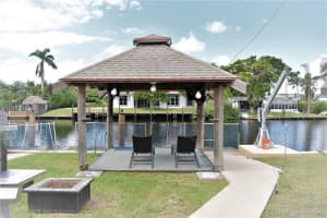 4417 SW 37th Ave, Fort Lauderdale, FL 33312, Sold 12/26/17