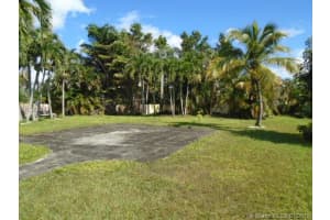 7300 NW 39th St, Lauderhill, FL 33319, Sold 04/23/18