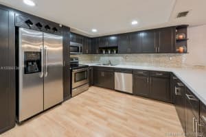 597 NW 98th Ave, Plantation, FL 33324, Sold 12/22/17