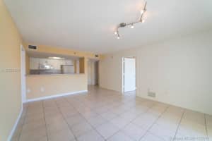 2415 NW 16th St Rd, Miami, FL 33125, Sold 01/09/18