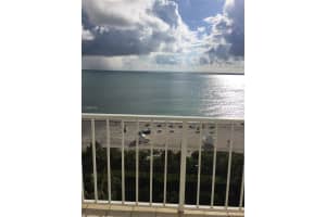 4301 Collins Ave, Miami, FL 33140, Sold 05/10/18