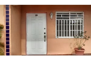 3278 W 70th St, Hialeah, FL 33018, Sold 12/26/17