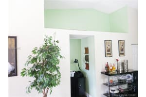 6722 NW 192nd Ln, Hialeah, FL 33015, Sold 02/16/18