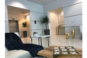 1723 SW 2nd Ave, Miami, FL 33129, Sold 02/28/18