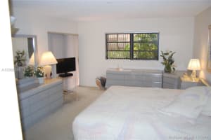 11376 SW 85th Ln, Miami, FL 33173, Sold 01/19/18