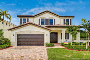 2200 SE 2nd St, Homestead, FL 33033, Sold 04/30/18