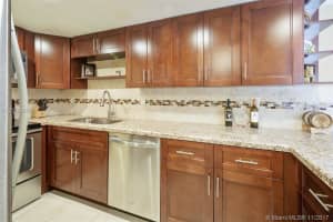 511 NW 98th Ave, Plantation, FL 33324, Sold 01/25/18