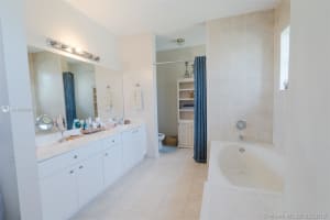 13464 SW 289th Terrace, Homestead, FL 33033, Sold 02/20/18
