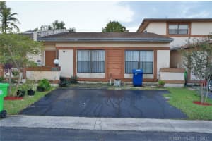 6328 NW 29th St, Sunrise, FL 33313, Sold 12/21/17