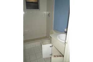2740 W 61st St, Hialeah, FL 33016, Sold 01/11/18