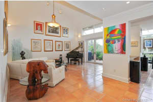 2000 S Bayshore Dr, Miami, FL 33133, Sold 05/22/18