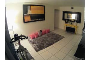 17330 NW 74th Ave, Hialeah, FL 33015, Sold 08/10/18