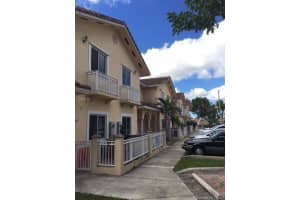 7466 NW 180th Terrace, Hialeah, FL 33015, Sold 01/17/18