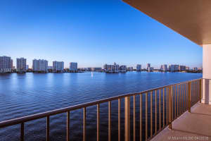 17720 N Bay Rd, Sunny Isles Beach, FL 33160, Sold 06/18/18