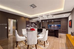 801 South Pointe Dr, Miami Beach, FL 33139, Sold 05/18/18