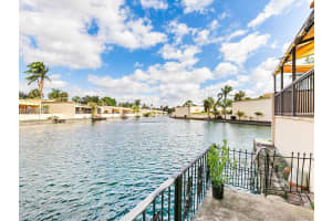 7003 Crown Gate Ct, Miami Lakes, FL 33014, Sold 12/22/17