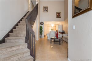 10698 NW 7th St, Pembroke Pines, FL 33026, Sold 01/16/18