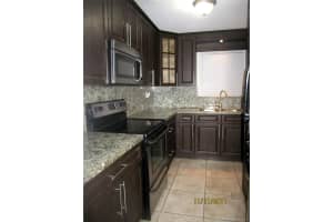 2735 W 52nd St, Hialeah, FL 33016, Sold 01/12/18