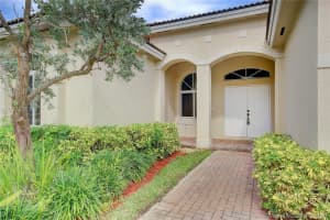1941 SE 22nd Ct, Homestead, FL 33035, Sold 01/16/18