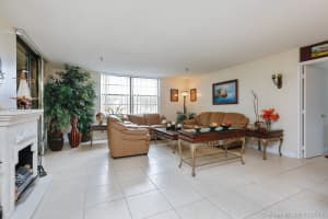661 NE 195th St, Miami, FL 33179, Sold 02/16/18