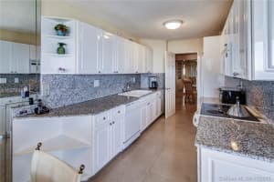 16711 Collins Ave, Sunny Isles Beach, FL 33160, Sold 08/01/18