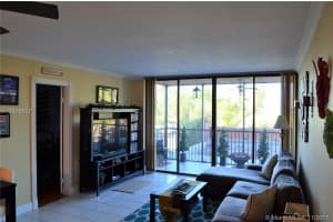 20860 San Simeon Way, Miami, FL 33179, Sold 12/22/17