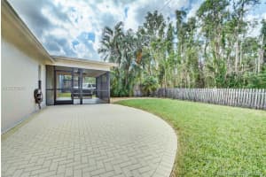 2705 Foxhall Dr W, West Palm Beach, FL 33417, Sold 01/22/18